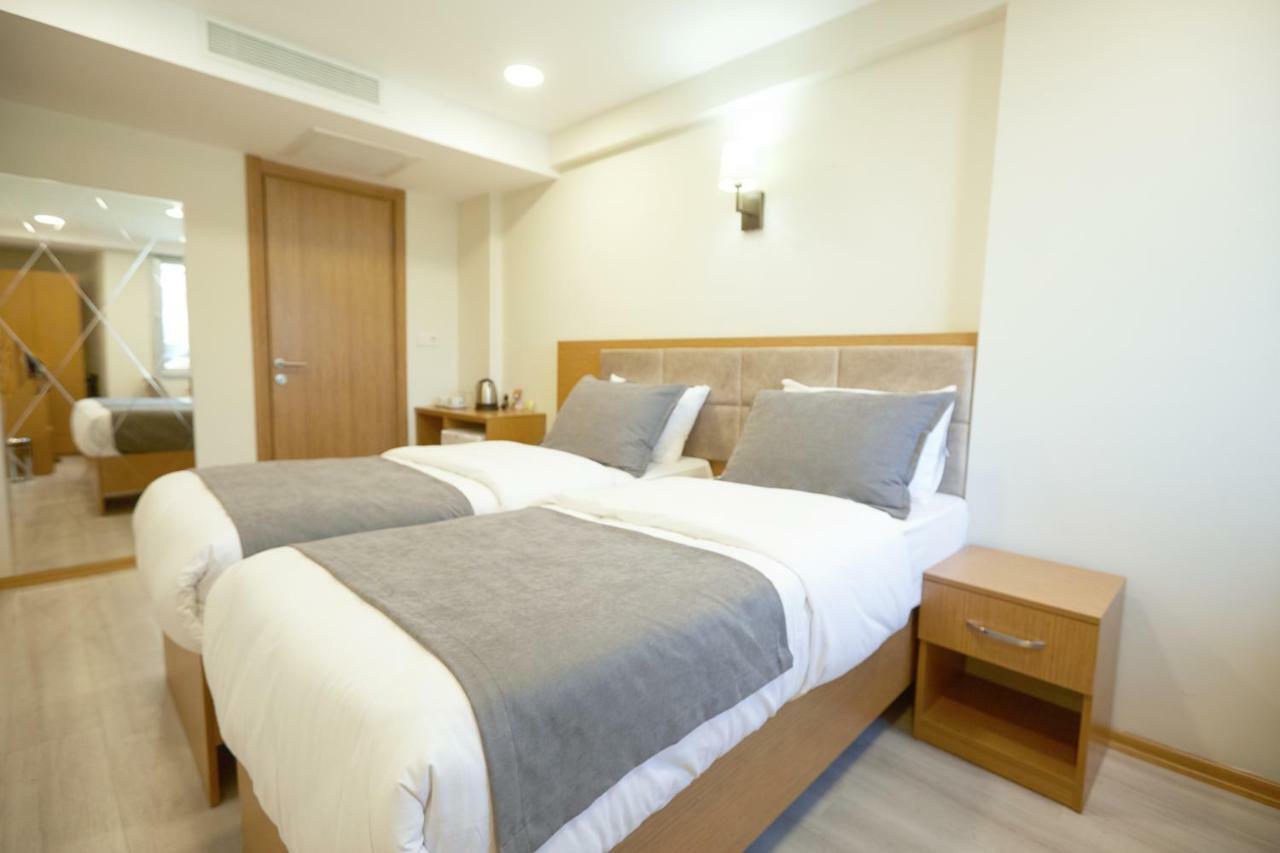 Kartal Palace Taksim Square Family Hotel 2*
